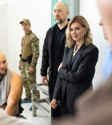 Шмигаль та Зеленська відвідали спорткомплекс для реабілітації у Вінниці