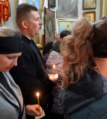 На Волині провели в останню дорогу полеглого захисника Романа Нікітіна