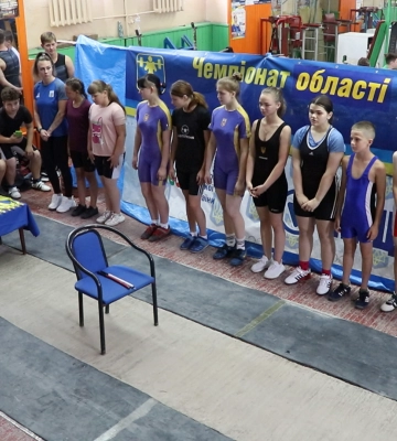 Відкритий обласний турнір та кубок Коломиї з важкої атлетики відбувся у ФСК «Локомотив» (відео)