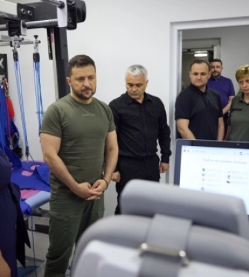 Зеленський в Одесі відвідав реабілітаційні відділення, де лікуються українські бійці