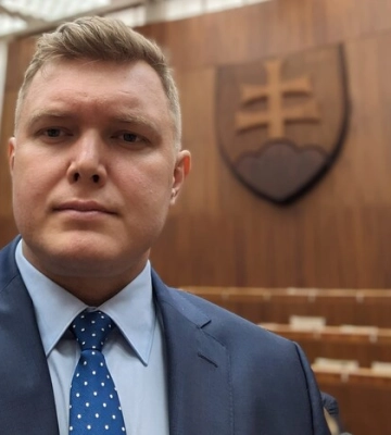 Нардеп Ігор Кривошеєв виходить із партії «Слуга народу» Нардеп Ігор Кривошеєв виходить із партії «Слуга народу»