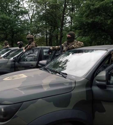 У Дергачах на Харківщині замість будівництва скверу куплять пікапи для ЗСУ