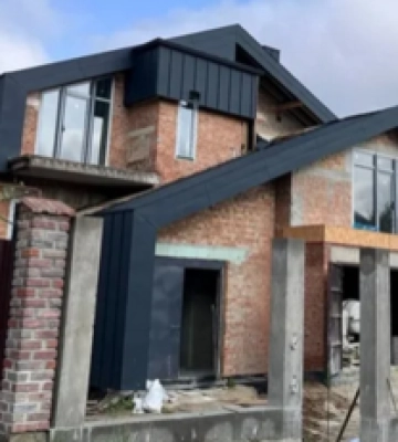 Просто пощастило: сину львівського воєнкома подарували елітний будинок, фото