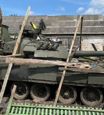 На нужды ВСУ передали танк, из которого россияне обстреливали больницу в Сумской области