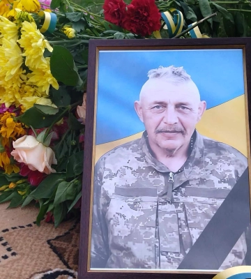 На Буринщині поховали героя