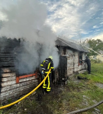 На Сарненщині вогнеборці ліквідували пожежу у приватному господарстві