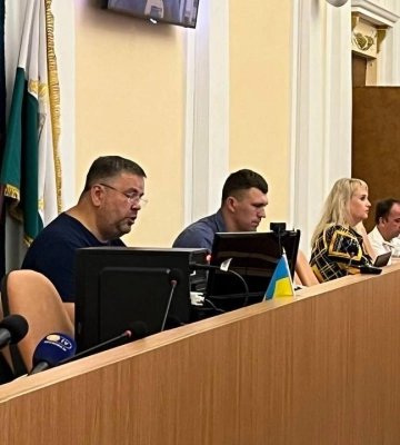 Сьогодні засідатимуть депутати Полтавської облради: питання тарифів, звернення щодо УПЦ, нагородження та інше