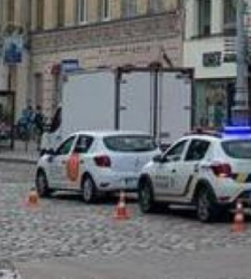 У центрі Львова водій Renault Sandero збив 10-річного хлопчика