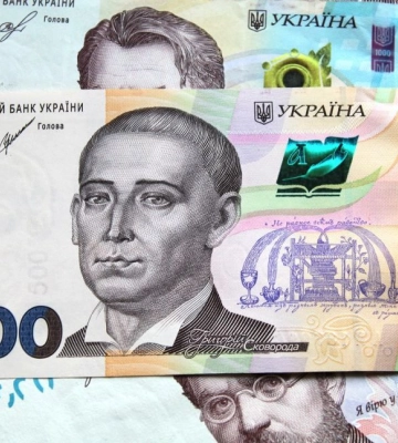 Понад 8 мільйонів на небезпечний жир та соки: у Рівному – скандал із закупівлями