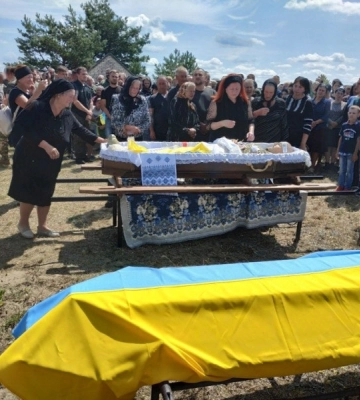 «В житті йому бракувало материнського крила», - спогади про загиблого Героя з Волині Богдана Муца