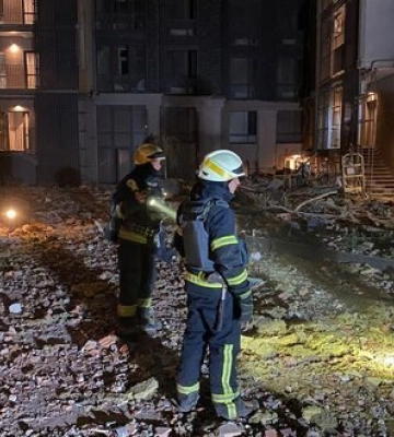 Високоточні п#дараси втретє поцілили &quot;Іскандерами&quot; в порожню будівлю СБУ, - Філатов