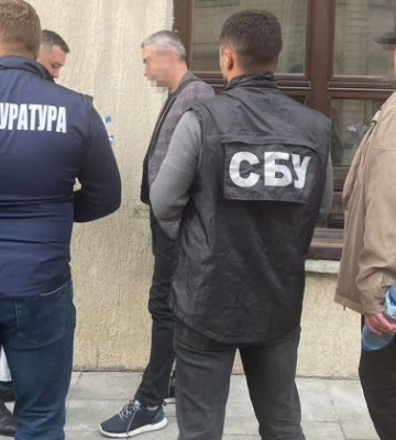 $700 за эскиз застройки участка: во Львове «на горячем» задержали руководителя коммунального предприятия