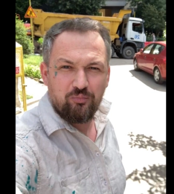 У Києві невідомі посеред білого дня напали на колишнього нардепа