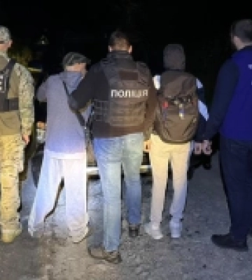 На Закарпатті затримали переправника «ухилянтів»: чоловіка спіймали прямо на кордоні