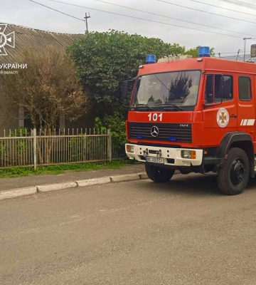 На Львівщині під час пожежі в будинку ледь не загинув власник