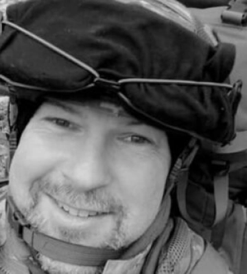 С воином 47 ОМБр, журналистом Дмитрием Рыбаковым, погибшим в бою против рашистов, попрощались в Киеве. ВИДЕО+ФОТОрепортаж