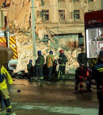 Рятувальна операція у Дніпрі: Як це було (ФОТО, ВІДЕО)