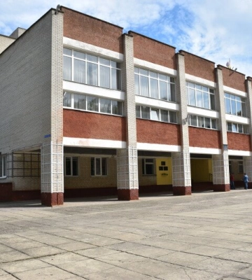 У луцькій школі замінять вікна