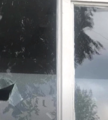 У селищі на Волині вандали побили вікна ліцею