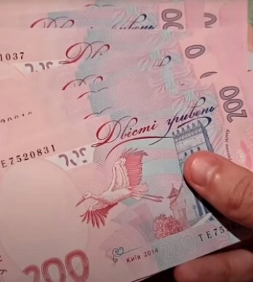 А що так можна було? В Одесі хлопець виставив рахунок на 200 тисяч грн колишній дівчині – за подарунки та комуналку