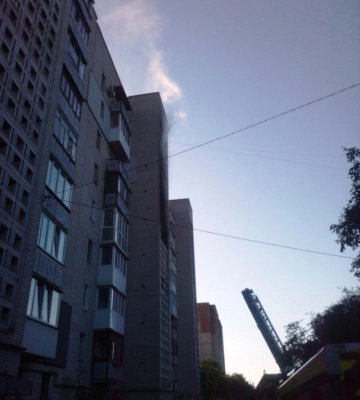У Луцьку на вулиці Гордіюк – пожежа в багатоповерхівці. Відео