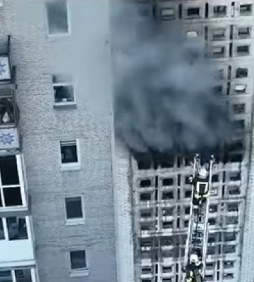 Пожежа на шостому поверсі багатоповерхівки на Гордіюк: повідомили подробиці (відео)