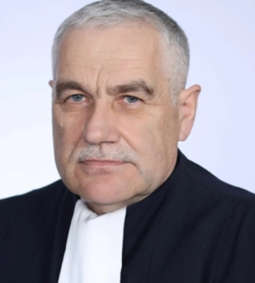 Відомий рівненський суддя пішов у відставку