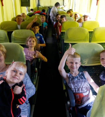 З Куп’янської громади відправили 27 дітей на відпочинок до Польщі