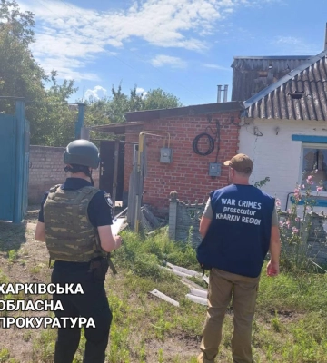 Окупанти зранку обстріляли Вовчанськ на Харківщині: є постраждалий