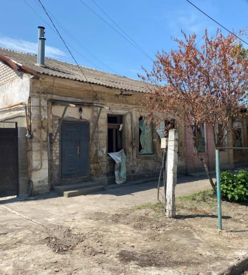 Архітектори й будівельники з Полтавщини продовжують обстежувати зруйноване й пошкоджене житло на Херсонщині