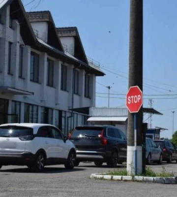 Прикордонники Мукачівського загону виявили двох осіб, які перебували у розшуку
