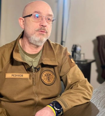 Резніков заявив, що Україна продовжить завдавати удари по Кримському мосту
