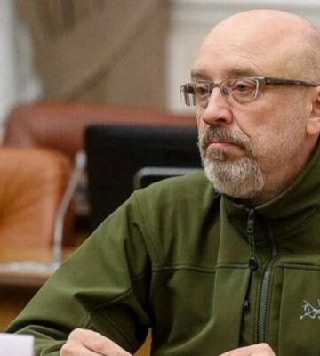 Украина продолжит атаковать Керченский мост и оккупированный Крым – Резников