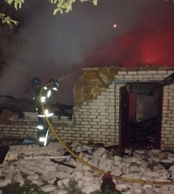 Через обстріл на Харківщині загинула жінка, двох поранено – ДСНС 