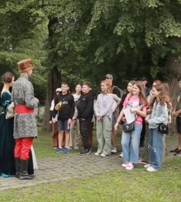 ГО «Щасливі діти» проводить квест-екскурсії «Таємниці старовинного Ужгорода»