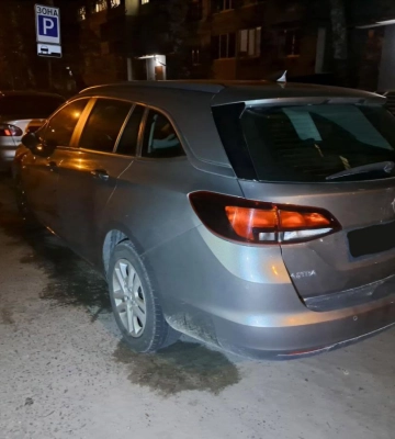 У Рівному поліцейські встановлюють обставини замаху на підпал легковика
