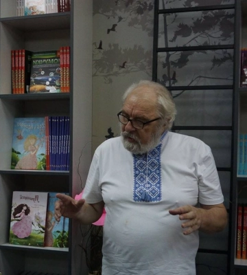 Пішов з життя журналіст та письменник Валерій Лапікура