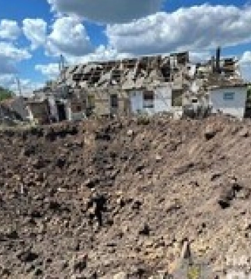 Россияне обстреляли населенный пункт на Донбассе, по меньшей мере двое погибших