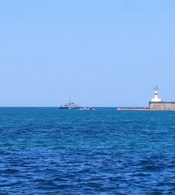 Российское минобороны заявило об атаке на их корабли в 340 километрах от Севастополя