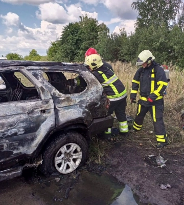 Кошмарна ДТП на Рівненщині: двоє людей загинули, вагітна жінка втратила дитину. ФОТО