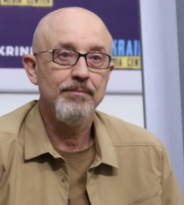Резніков: Російські військові склади у Криму і Керченський міст – законні цілі для атак ЗСУ