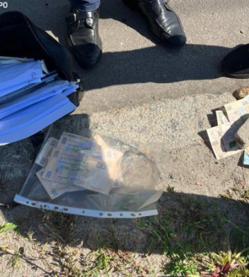 &quot;Вимагав 30 тис. грн хабаря у військовослужбовця&quot;. У Сумах офіцеру оголосили про підозру — ДБР