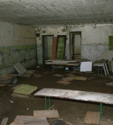Історія закинутого укриття у Рівному: люди не можуть перебувати в таких жахливих умовах!