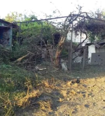 Загарбники за добу поранили трьох жителів Донеччини