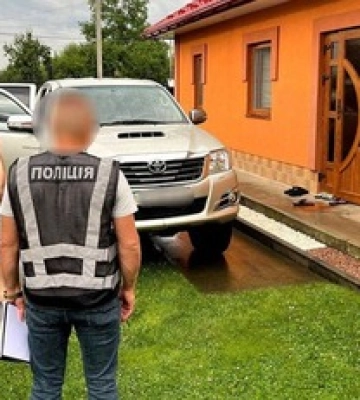 Вивозив під виглядом водіїв: на Львівщині затримали чергового переправника ухилянтів за кордон