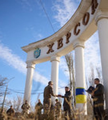 Россия ударила по церкви и троллейбусу в Херсоне, потом по спасателям, есть раненые – фото