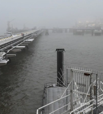 Імпорт скрапленого газу у ЄС впав до мінімуму з осені 2021 року – Bloomberg