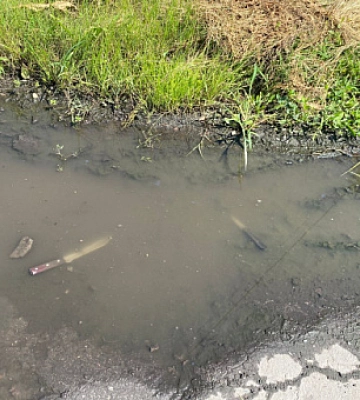 На Дніпропетровщині поліція затримала двох чоловіків, які напали на родину