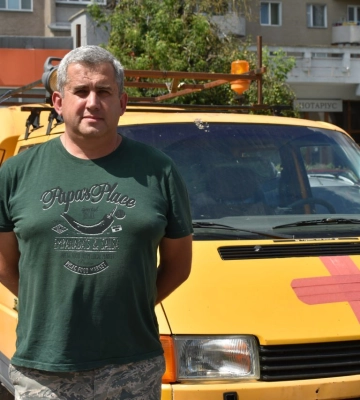 Переселенець з Мелітополя, який оселився на Волині, передав ЗСУ 28 авто