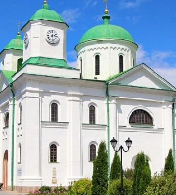 Тисячолітній Успенський собор у Каневі опинився у приватній власності УПЦ МП